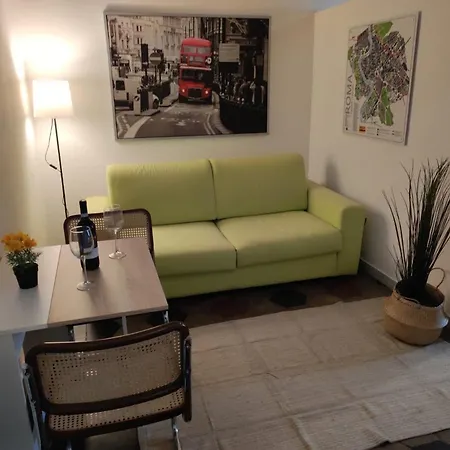 La Maison B8 * روما